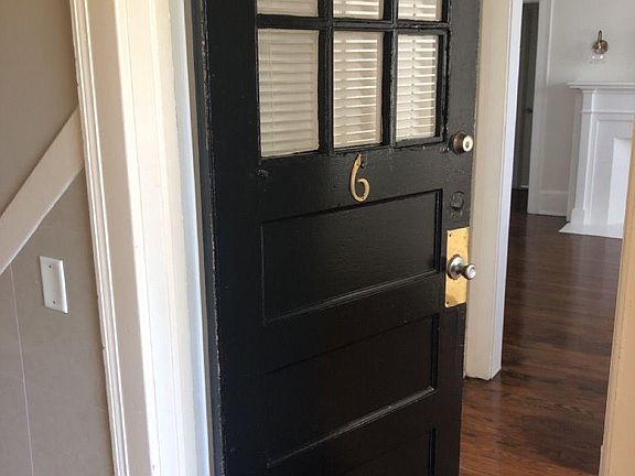 4th image of 2061 Forbes St APT 6
