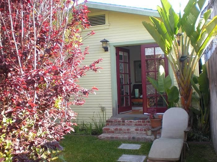 Private Front Yard