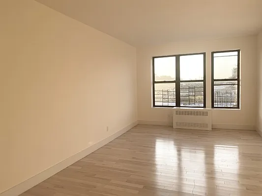 Rented by FirstService Realty (legacy) | media 1