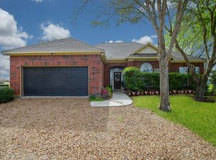 4215 Horseshoe Dr, Needville, TX 77461