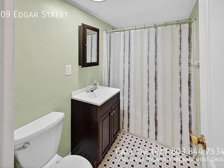 209 Edgar St — Photo 13