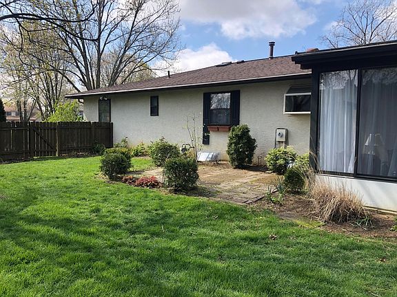 3rd image of 2462 Slateshire Dr