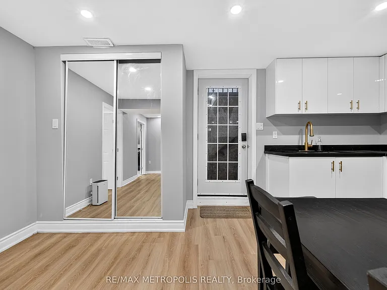 337 Old Harwood Ave #BASEMENT — Photo 5