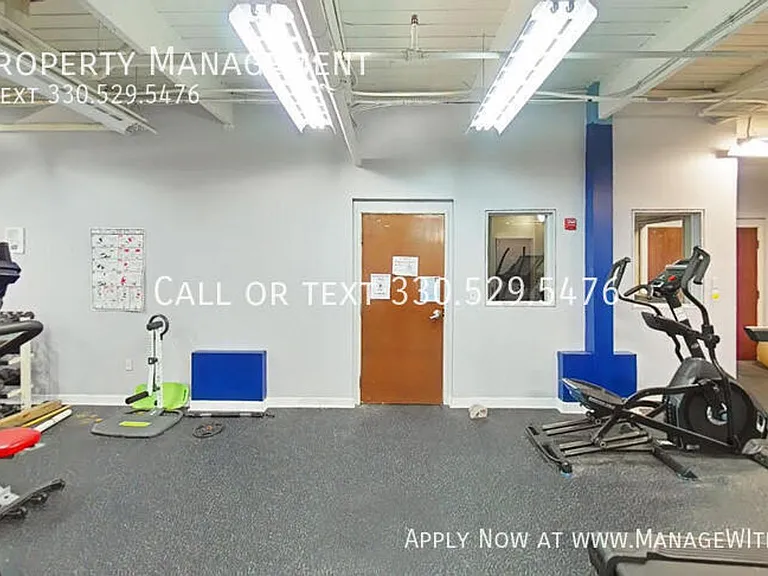1133 W 9th Street — Photo 87