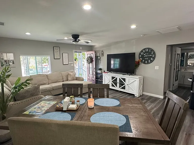 129 Norton Ave — Photo 10