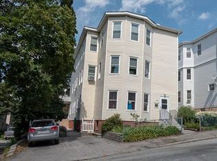 11 Pattison St, Worcester, MA 01604