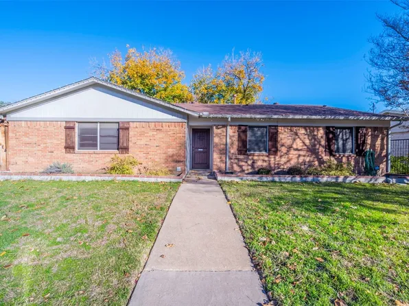 6525 Summertime Ln, Watauga, TX 76148