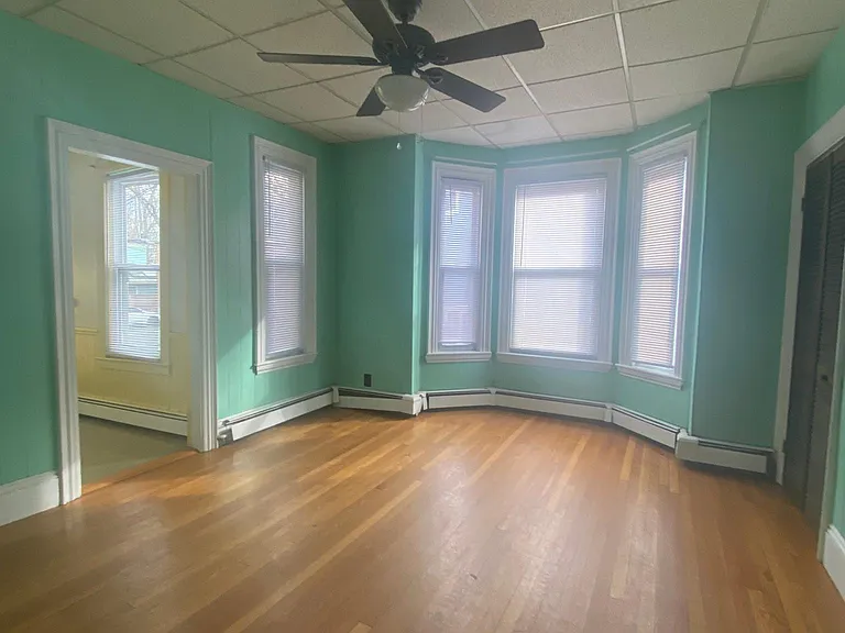 414 Putnam Ave #1 — Photo 3