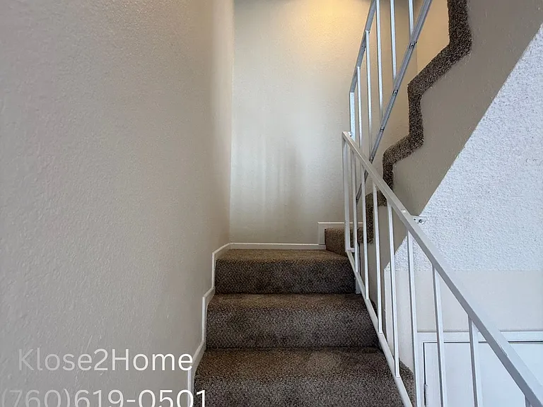Rosa Linda St — Photo 9