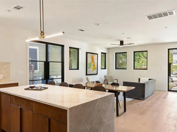 2305 E 21st St #2, Austin, TX 78722