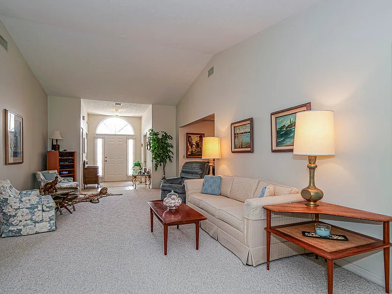 847 Lake Orchid Cir — Photo 8