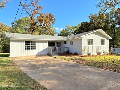 250 Maxine Cir, Pearl, MS, 39208