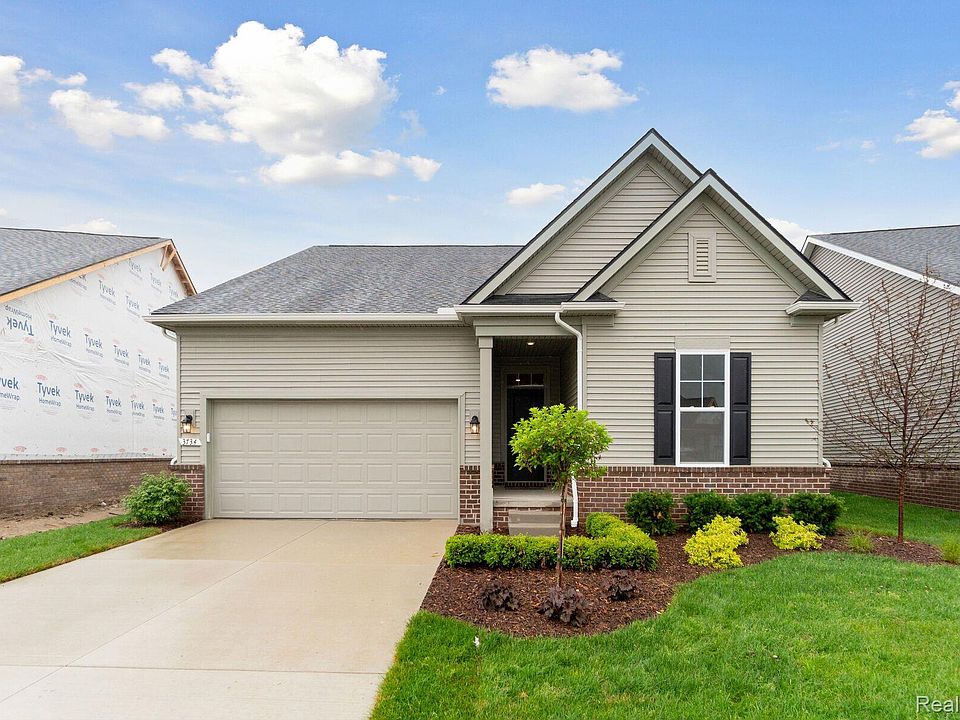 1st image of 3734 Park Creek Ln