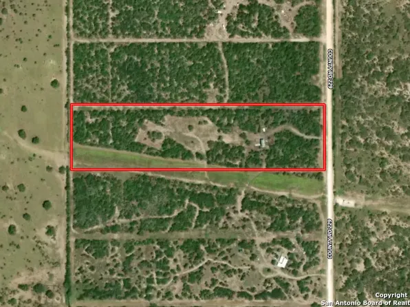 151 County Road 229, Oakville, TX 78060