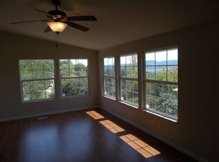 18221 Boxwood Ct, Hidden Valley Lake, CA 95467