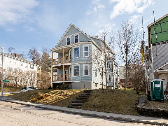 3rd image of 74 Green Hill Pkwy #1