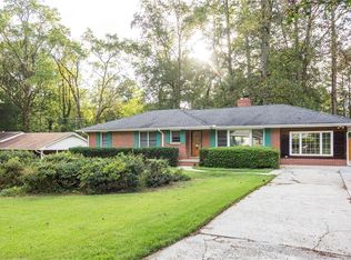 498 Robin Ln SE, Marietta, GA 30067