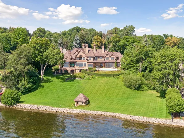 358 Ferndale Rd S, Wayzata, MN 55391