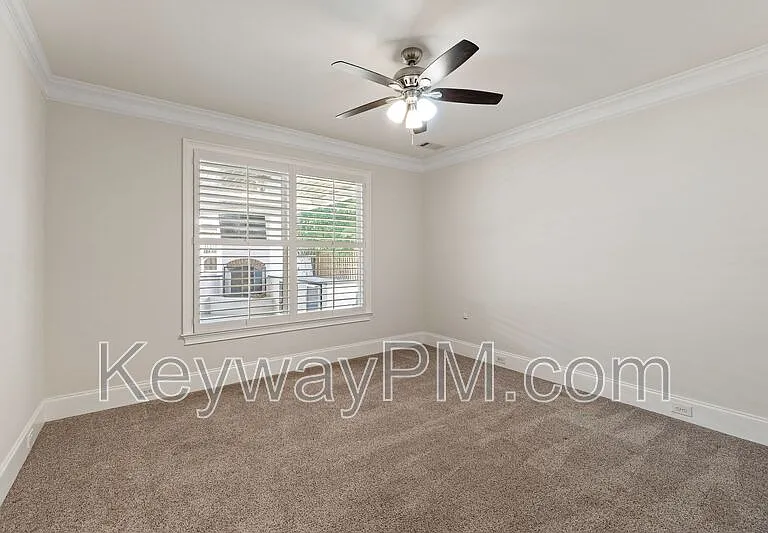 232 Dixon Ct — Photo 26