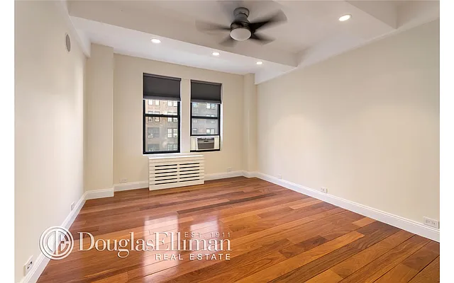 Rented by Douglas Elliman | media 27