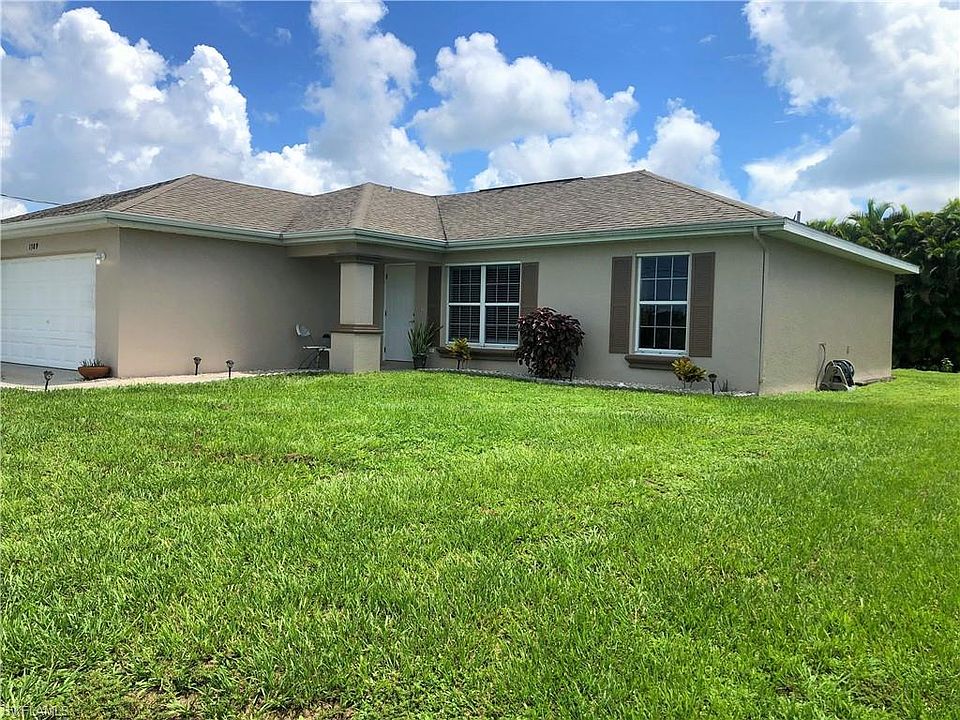 1st image of 1309 NE 1st Pl