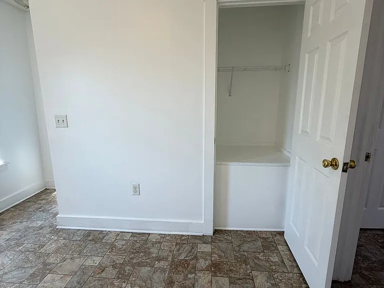 236 W Mifflin St — Photo 16