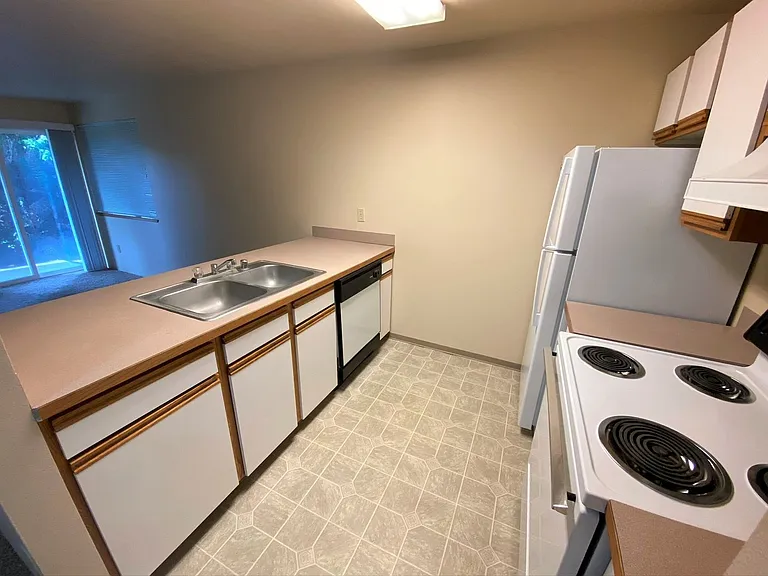 802 E Juniper Ave. — Photo 7