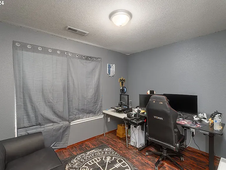 149 NE Plum Ridge Dr — Photo 15