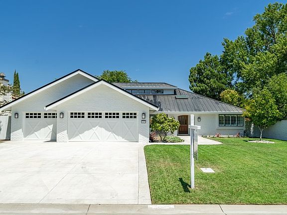 2nd image of 44438 N El Macero Dr