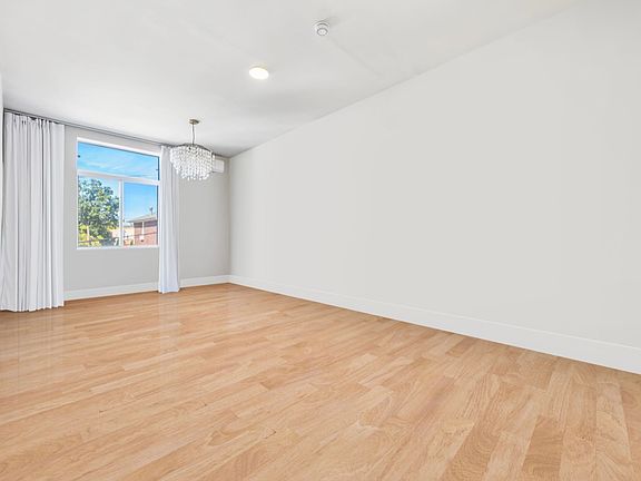 4th image of 2101 College Point Blvd Floor 2