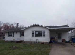 2016 Forest Dr, Carthage, MO 64836