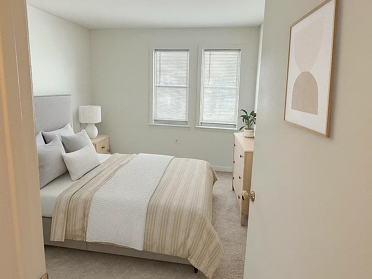 2614 University Pl NW #2 — Photo 6