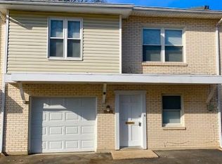 9543 Hyde Park Dr, Saint Louis, MO