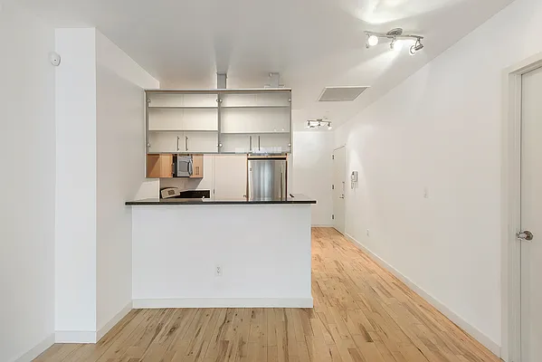 Rented by CORE | media 8