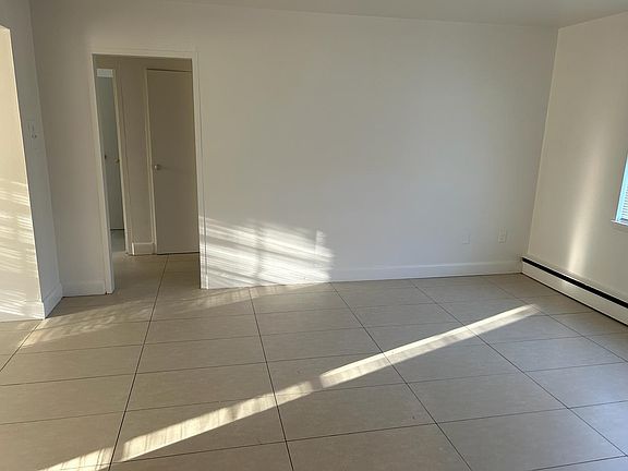 5th image of 1882 Forest Hills Blvd #Basement