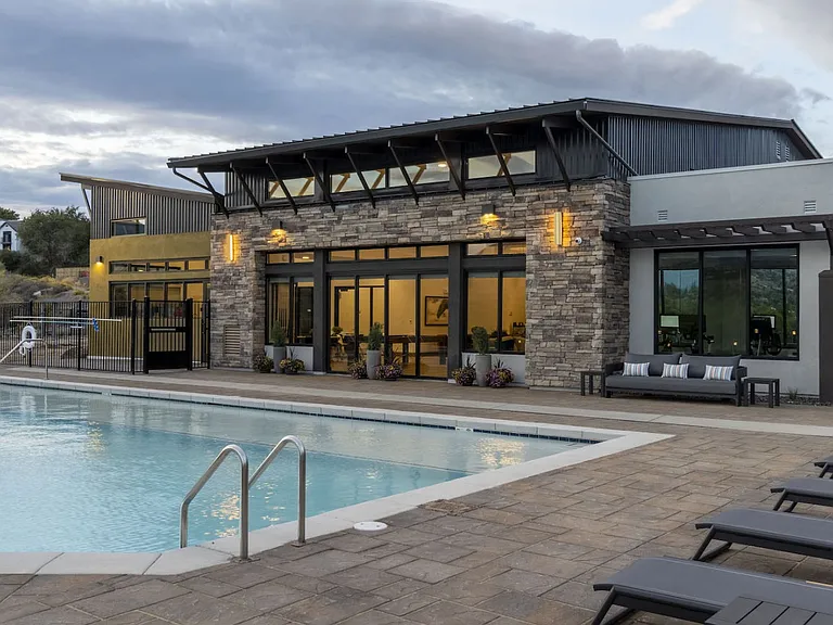 The Retreat Luxury Townhomes — Photo 9