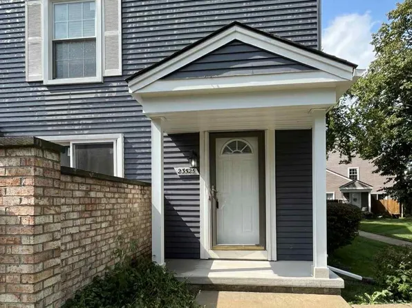 23525 Stonehenge Blvd, Novi, MI 48375