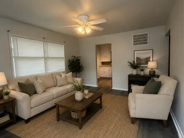 2112 Ferrol Street - 2-2112