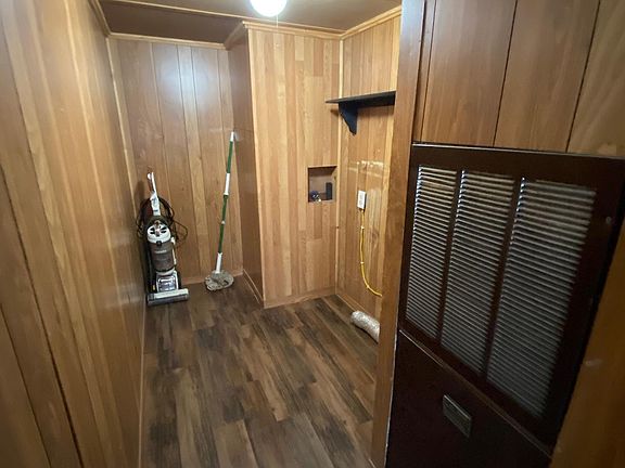 Large utility room with new flooring