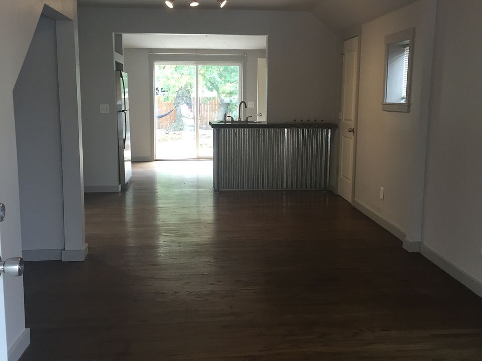1st image of 615 Phillips St #House