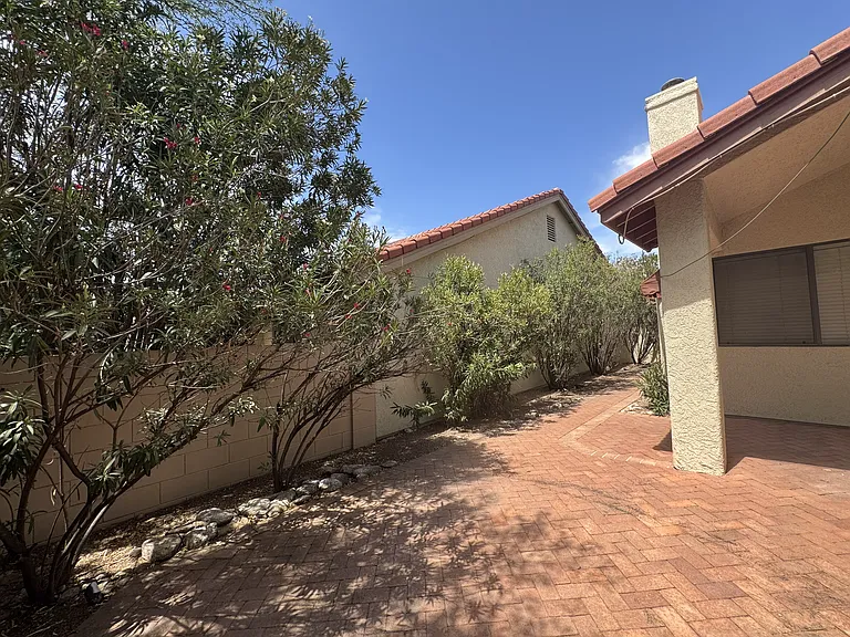 7692 E Dayview Cir — Photo 19