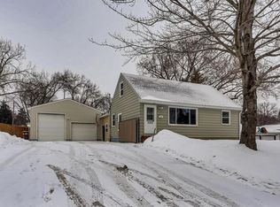 3303 75th St E, Inver Grove Heights, MN 55076