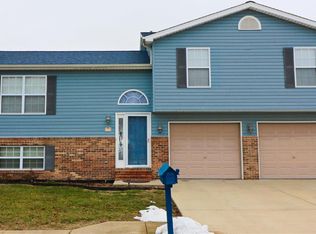 416 Miranda Dr, Dupo, IL 62239