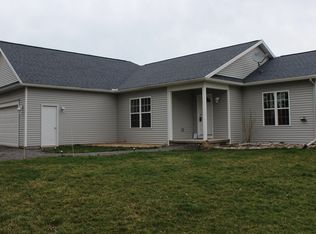 670 Boston Rd, Ontario, NY 14519