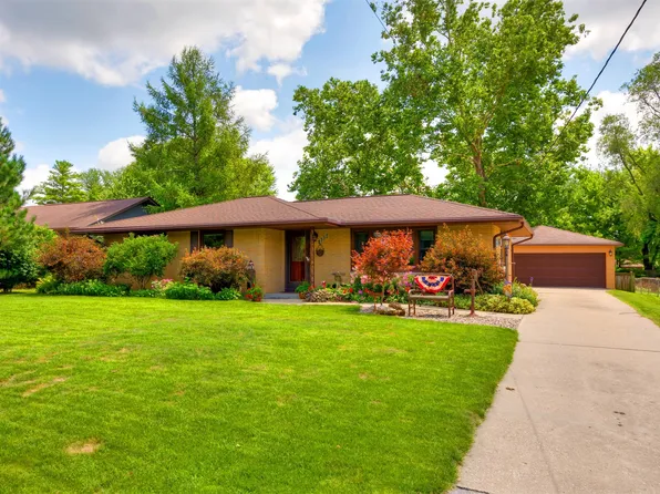 1660 NW 70th Pl, Ankeny, IA 50023