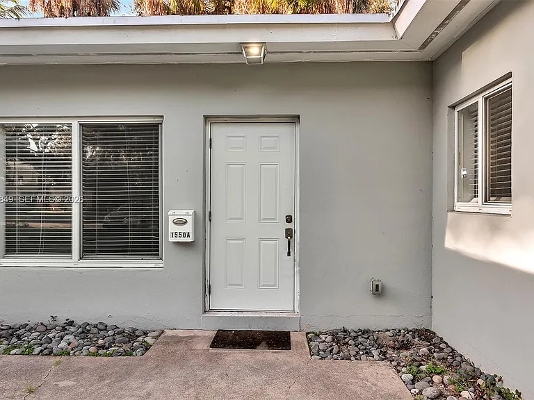 1550 SW 23rd Ct #A — Photo 3