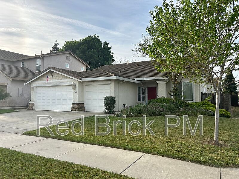 1st image of 1540 Esplanade Dr