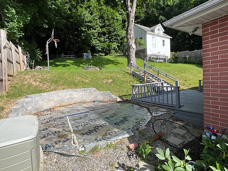 77 Grove St — Photo 33