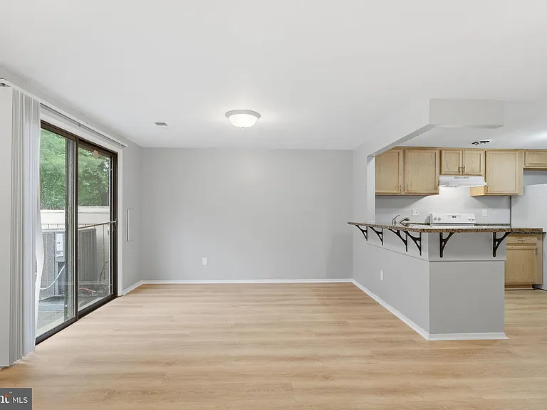 8874 Welbeck Way — Photo 7