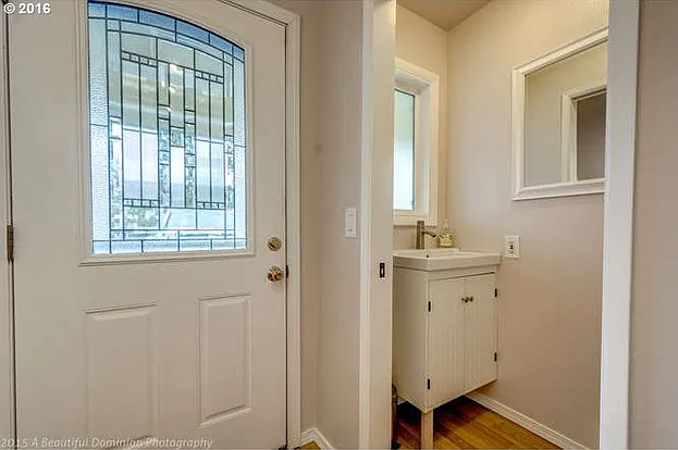 470 N Hayden Island Dr — Photo 10